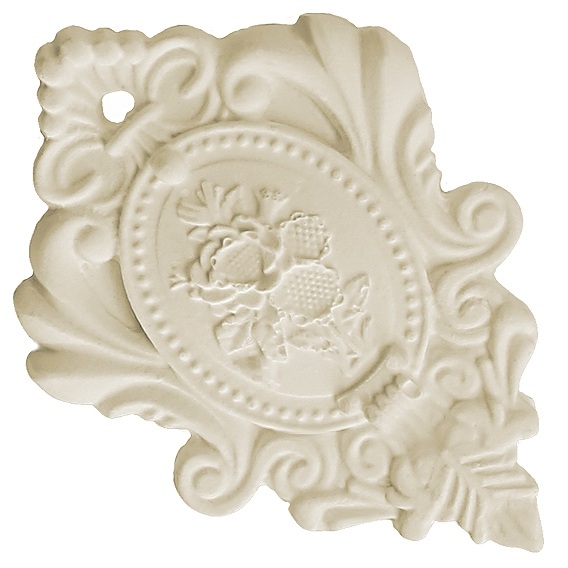 Mold for vintage cameo keychains