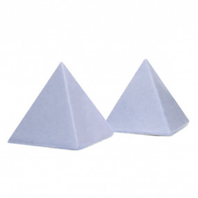 Small Silicone Mold for 2 Pyramids, 4.5x4.5 cm Small Silicone Mold for 2 Pyramids, 4.5x4.5 cm