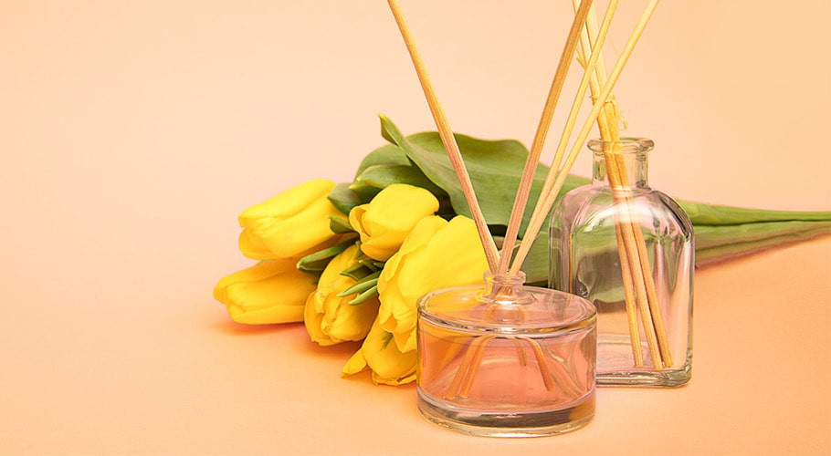 Essences for reed diffusers and air fresheners.