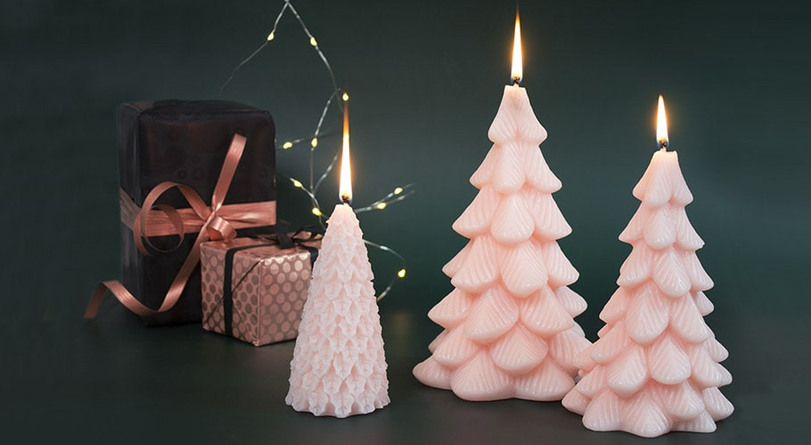 Molds to make Christmas candles