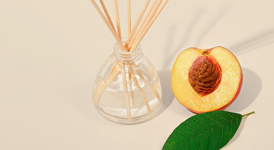 Fruit fragrances to make air fresheners